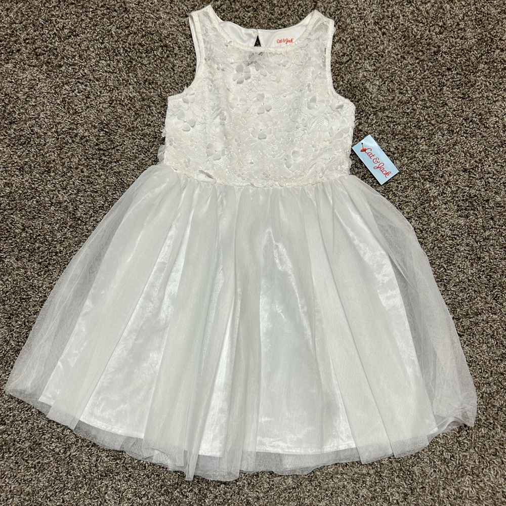 Girls Cat & Jack White Floral Dress-NWT Size-Large
